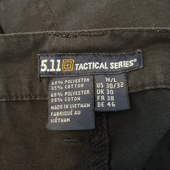 5.11 Tactical Series unisex black tactical cargo pants size 30 waist / 32 length - Picture 12 of 13